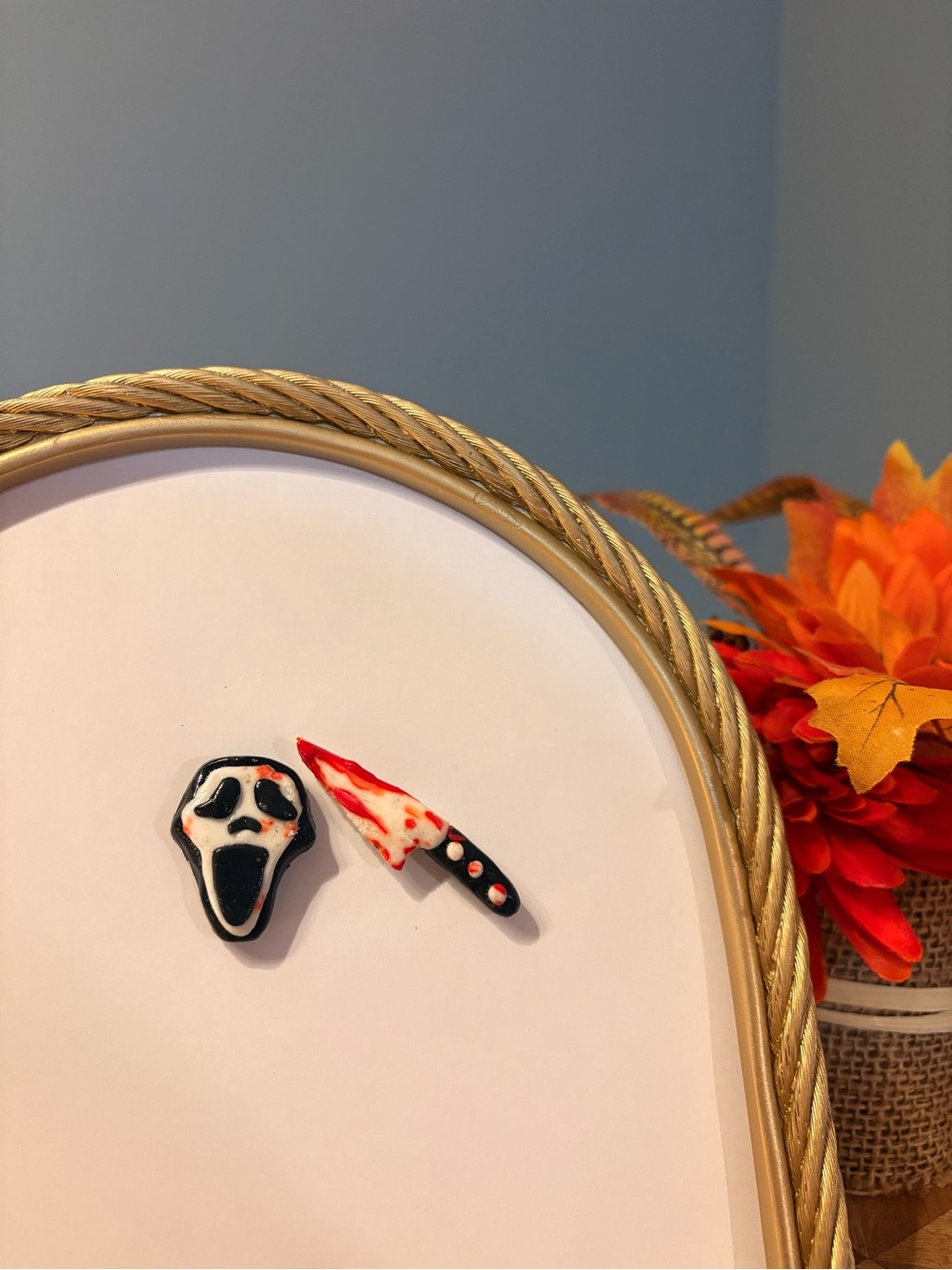 Hand Crafted magnet - Scream Mask with Bloody Knife